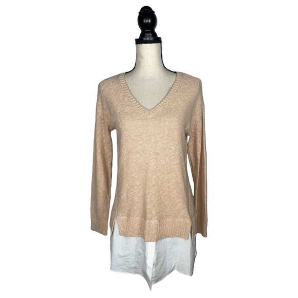 TWO by Vince Camuto Tan Knit White Layered Hem Sweater        Size: XS - Picture 1 of 4